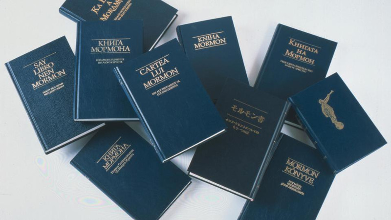 Mormons bok - oversettelser til ulike språk